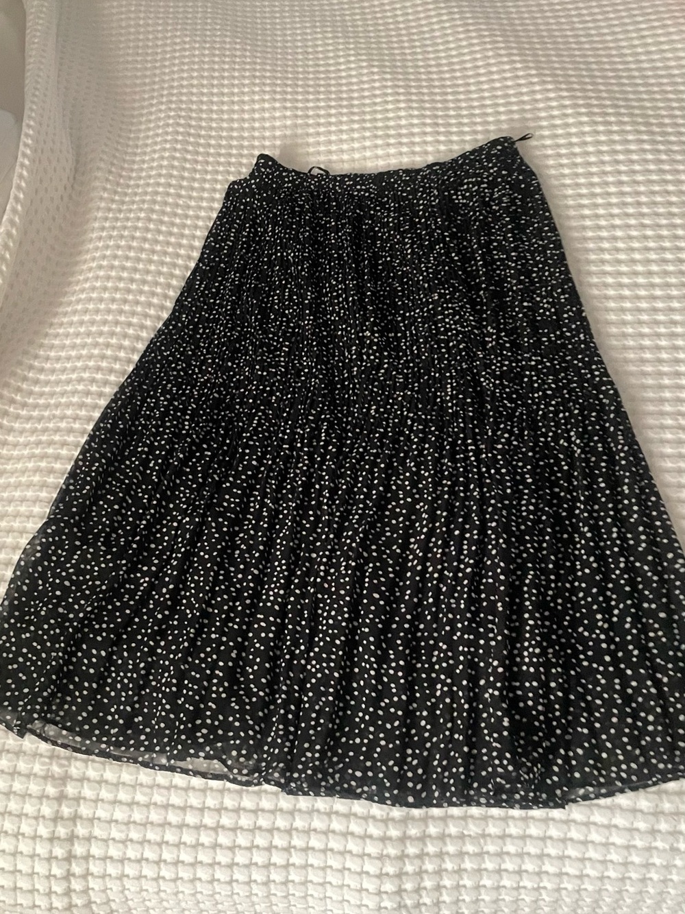 WD NY Black White Pleated Broom Skirt Sz M Medium Fully Lined